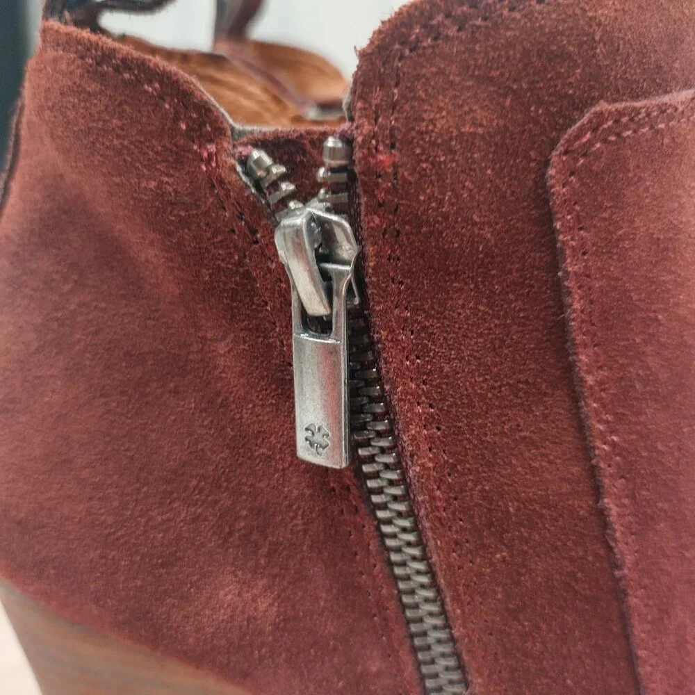 Lucky Brand Yahir Suede Wedge Raisin Burgandy Ankle Booties Women US 9M / 40 - Picture 2 of 13